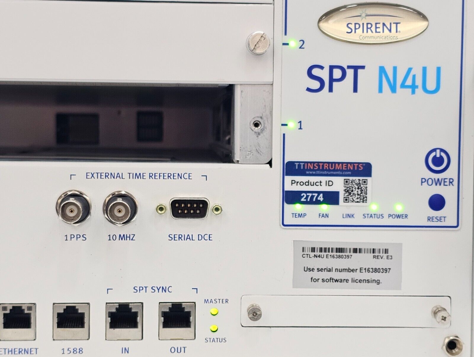 Spirent SPT-N4U-220 2-Slot Chassis Base Model CHS-N4U REV. A3 SPT N4U