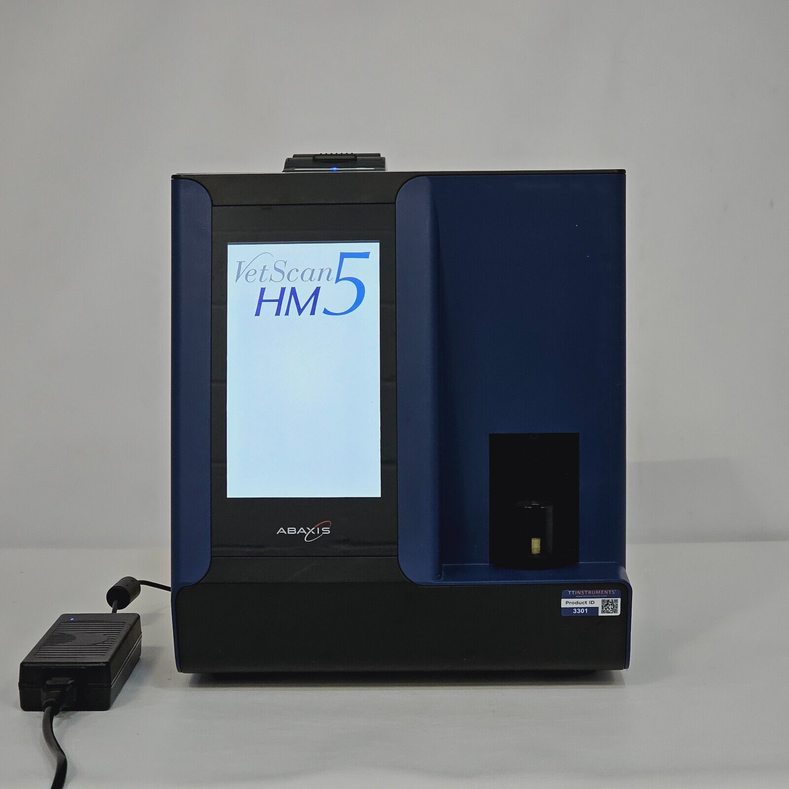 Abaxis VetScan HM5 Veterinary Hematology Analyzer with Accessories