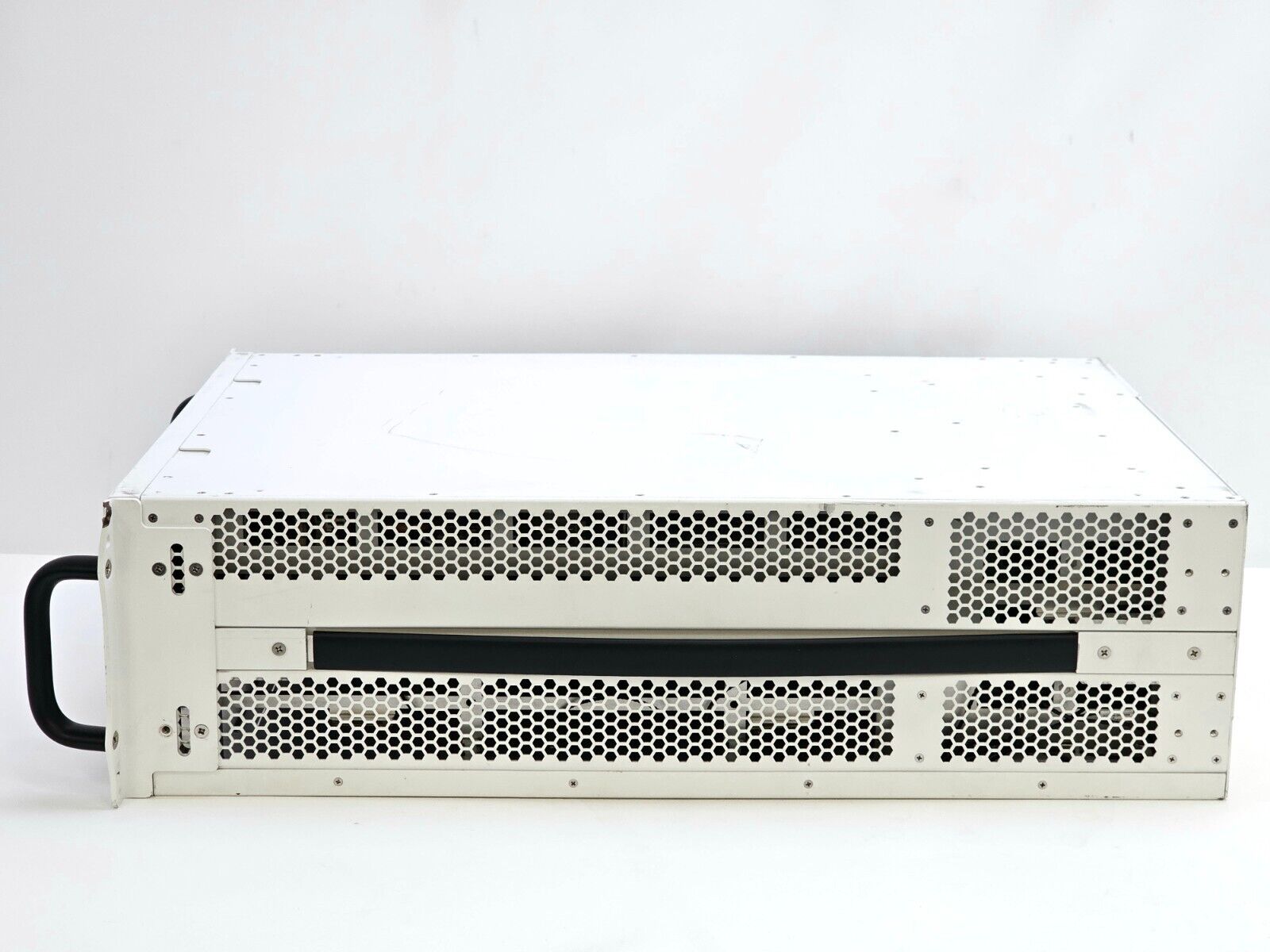 FOR PARTS / REPAIR Spirent SPT-N4U-220 2-Slot Chassis SPT N4U