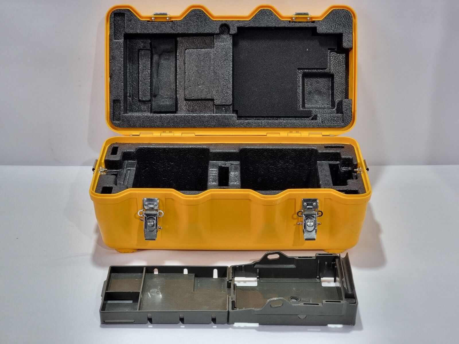 Fujikura 12S Fiber Fusion Splicer Carry Case + Tray Ext. DIMS 48 25 31 cm