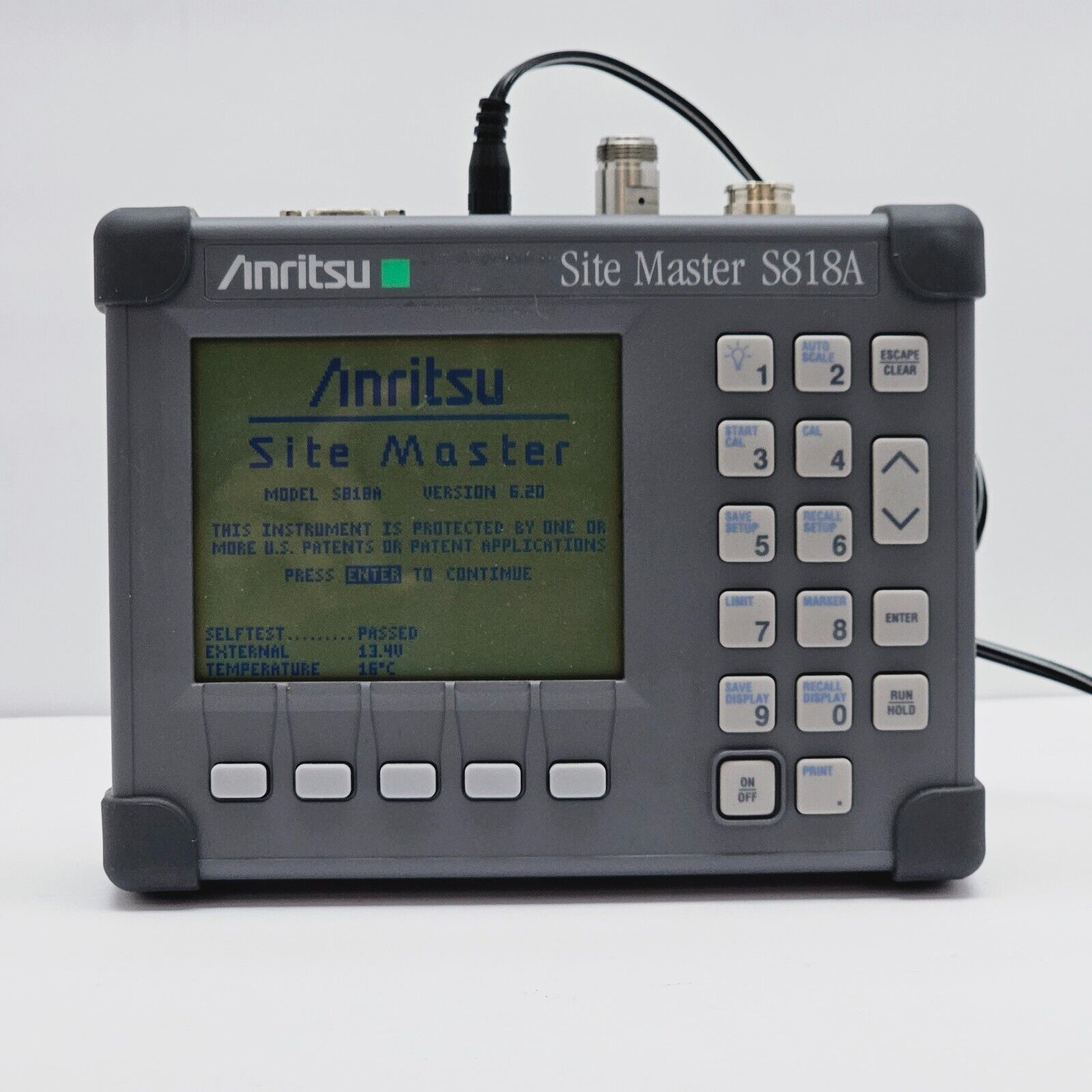 Anritsu S818A Site Master Cable & Antenna Analyzer w/ Option 5 3.3 GHz - 18 GHz